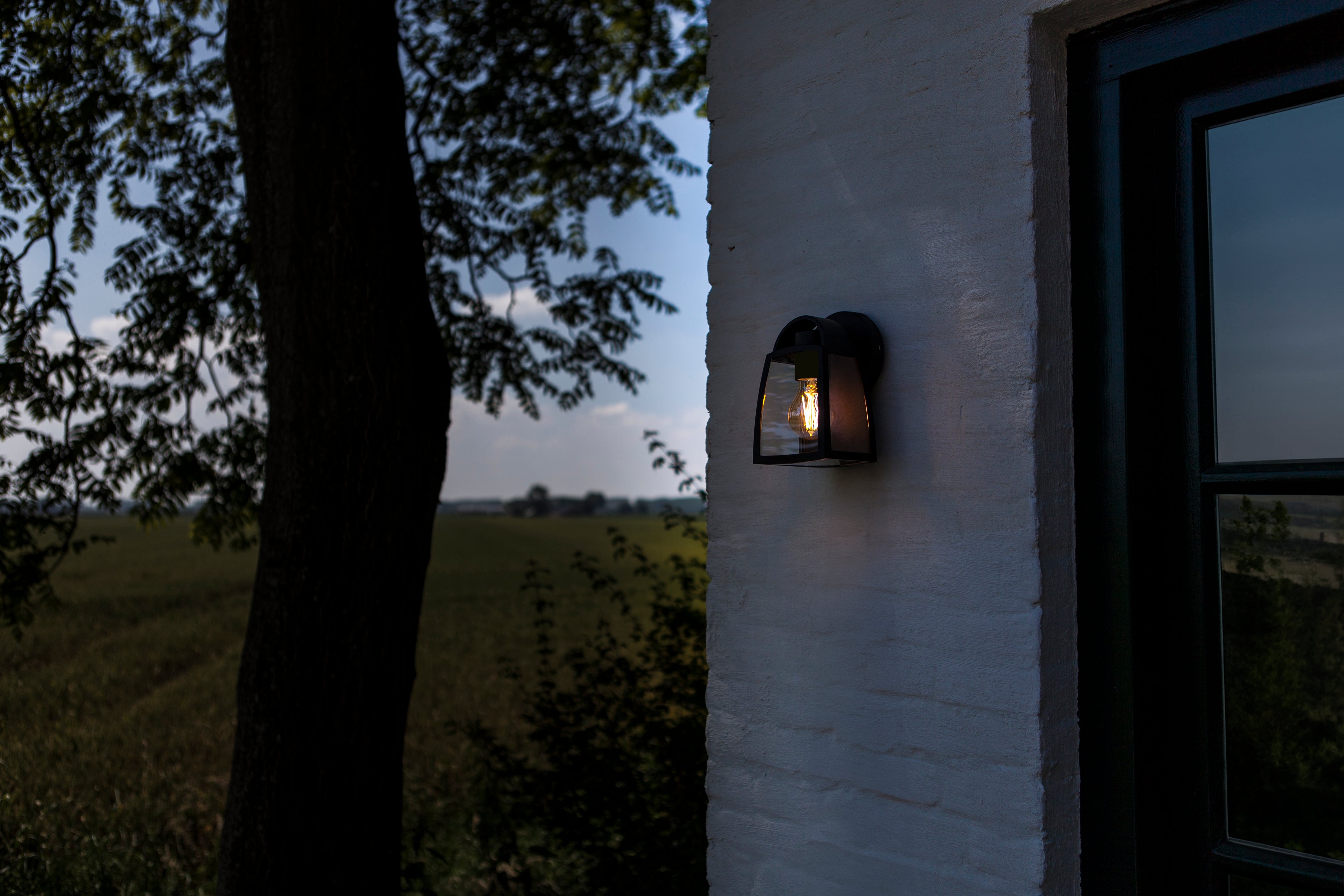 KELSEY OUTDOOR WALL SMALL 1 LIGHT E27 BLACK