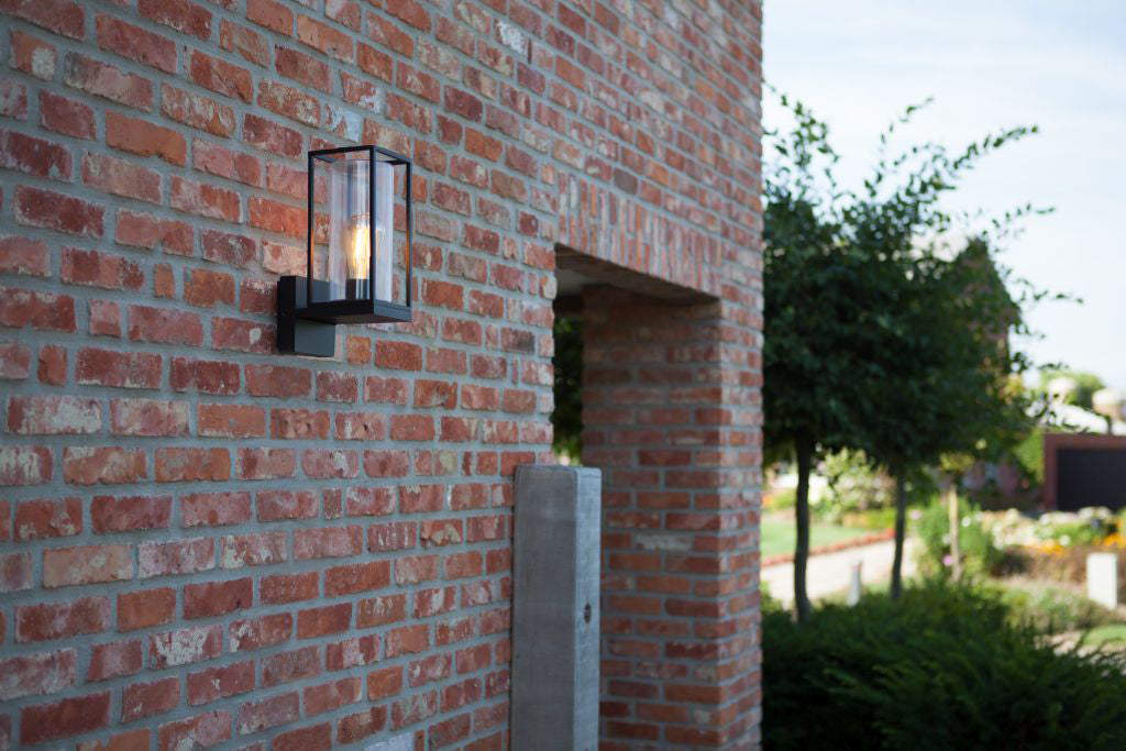 FLAIR OUTDOOR E27 WALL 1 LIGHT BLACK