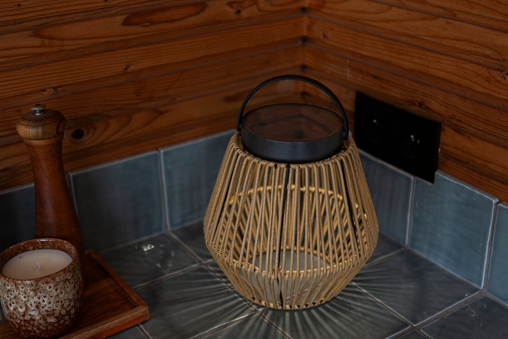 COPPA SOLAR LED PORTABLE 1 LIGHT BLACK WOVEN RATTAN