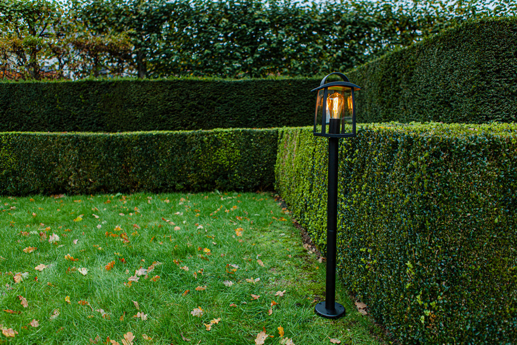 KELSEY OUTDOOR SMALL POST 1 LIGHT E27 BLACK