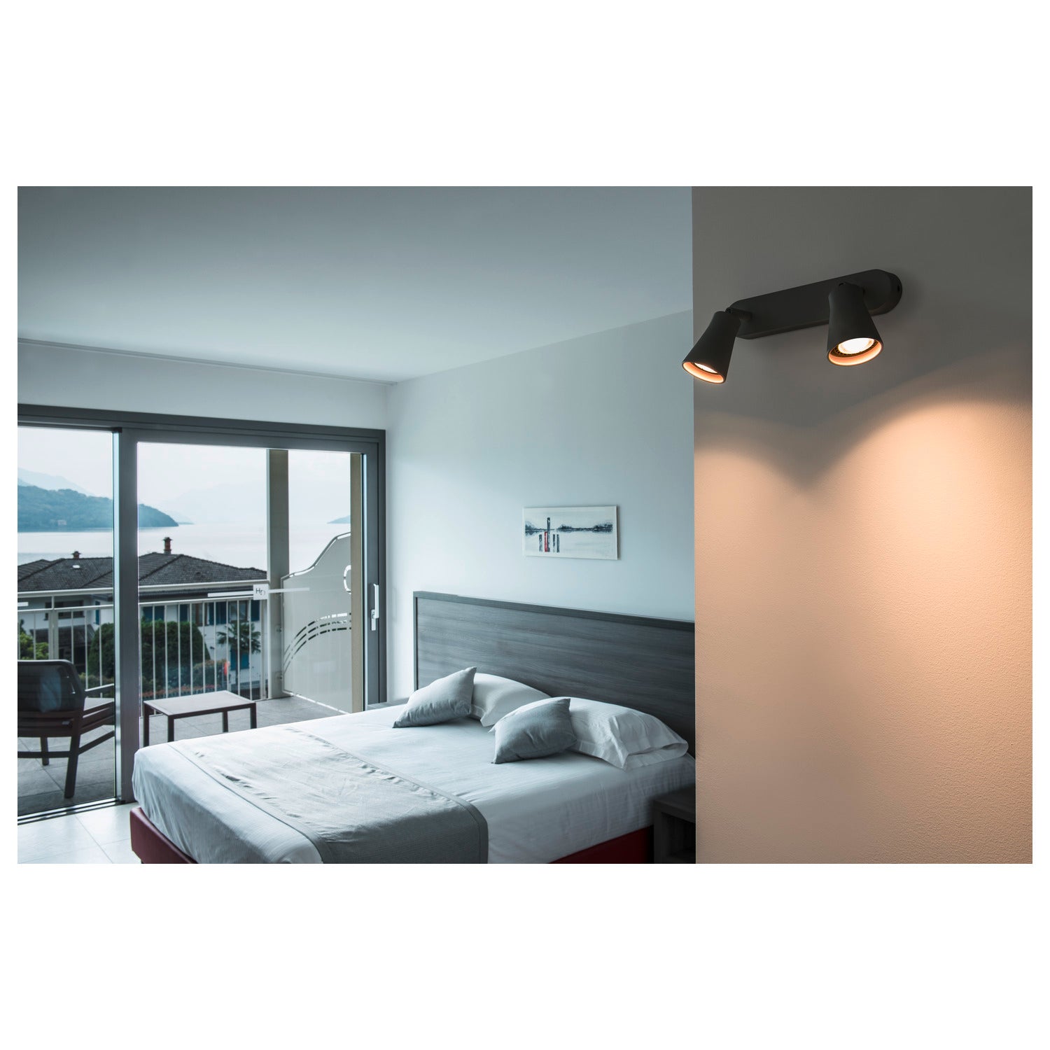 AVO CW Double, luminária de montagem na parede e no teto Indoor, QPAR51, preto, máx. 50 W
