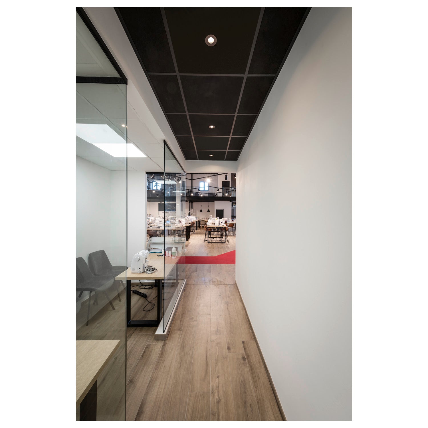 NUMINOS® DL M, Luz embutida para teto LED para interior preto/cromado 4000 K 40°