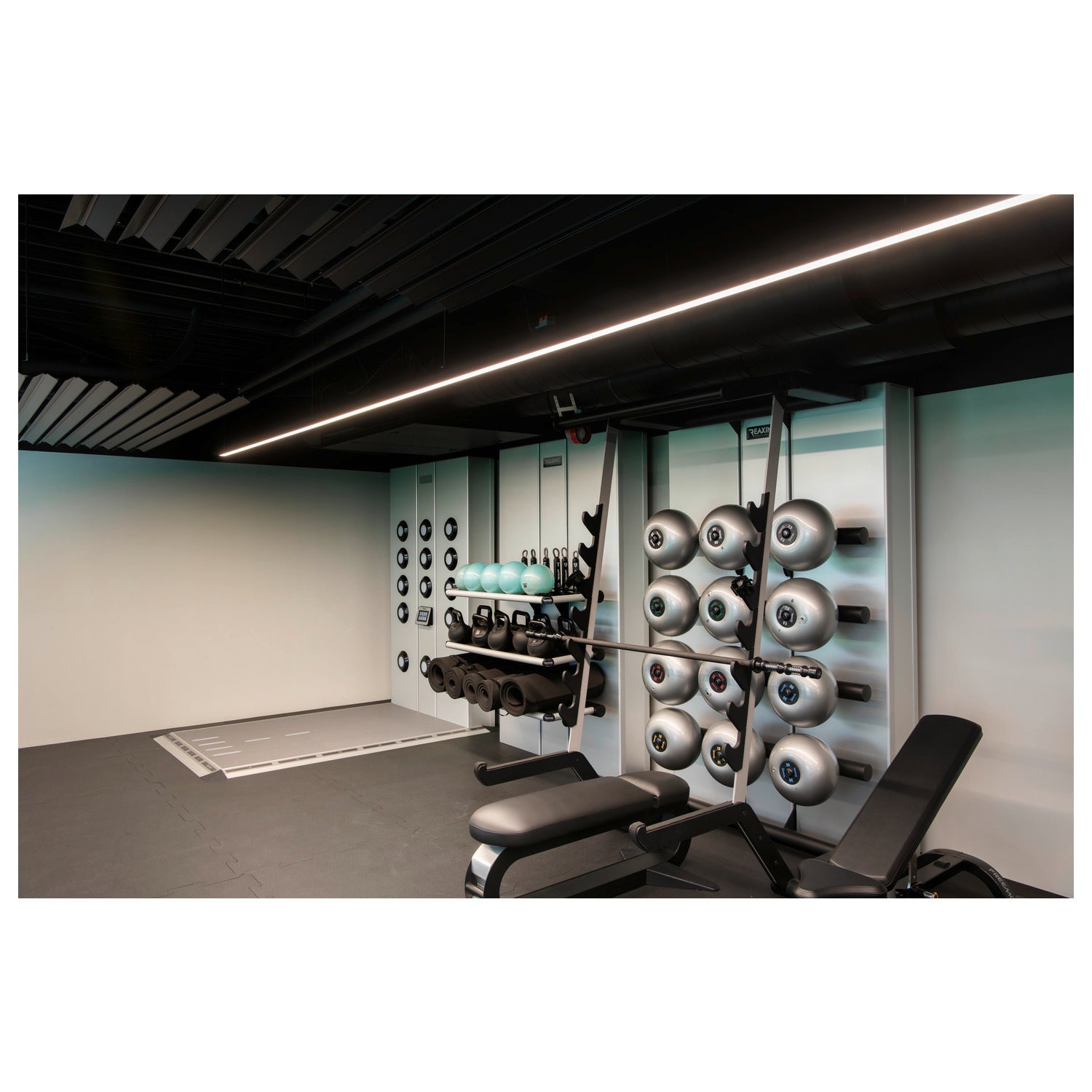 GRAZIA 60, 3 m preto
