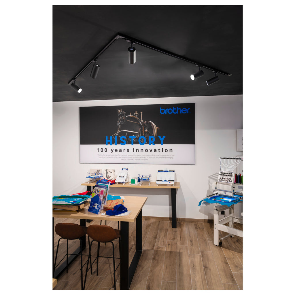 NUMINOS® XL 3Ph., PHASE, 3~ Projetor, cilíndrico, 4000 K, 28 Watt, Ângulos de fases, 36°, preto mate
