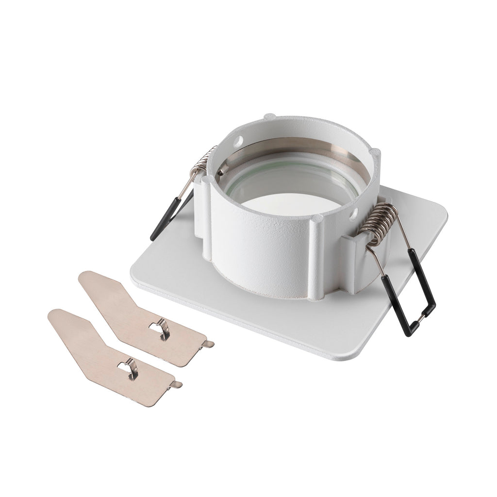 NEW TRIA® 68, aro para encastrar no teto, C: 8,2 L: 8,2 A: 3,4 cm, IP 65, branco