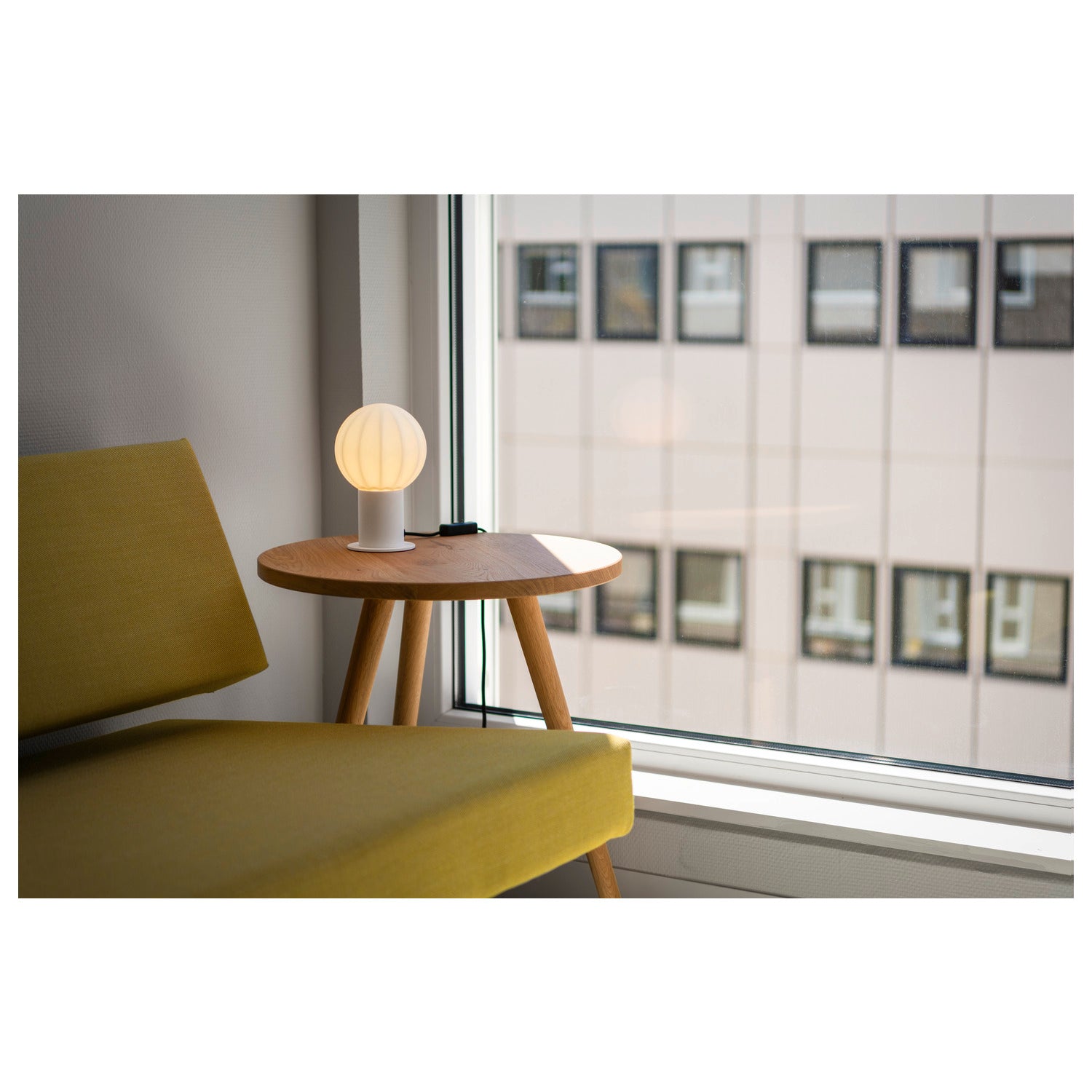 VARYT, Candeeiro de mesa, redondo, 1x máx. 6 W, E14, branco
