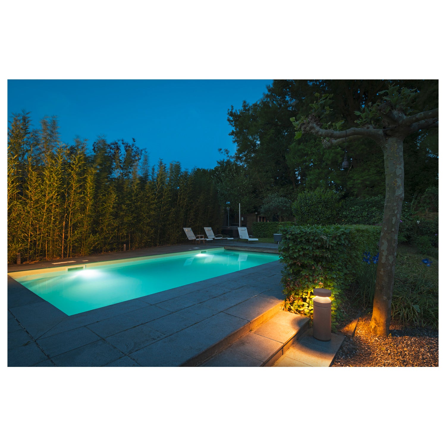 CONCRETE - CONCRETO, Pole 55, PHASE, luminária de instalação livre, 2700 K, IP65, cinzento