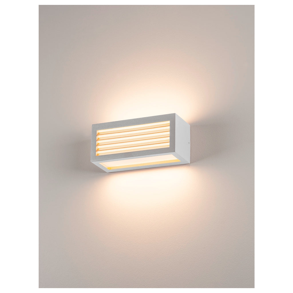 BOX-L, luminária de parede para exteriores, TC-(D,H,T,Q)SE, IP44, angular, branco, máx. 18 W