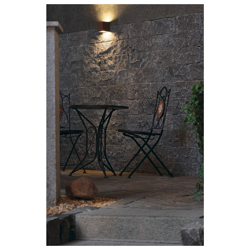SITRA CUBE, luminária de parede para exteriores, TCR-TSE, IP44, ferrugem, máx. 18 W