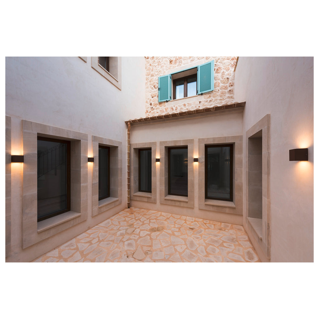 SITRA CUBE, luminária de parede para exteriores, TCR-TSE, IP44, ferrugem, máx. 18 W